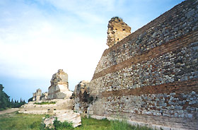 ����������������� ����� - Roman Fortification Wall (south-easter)